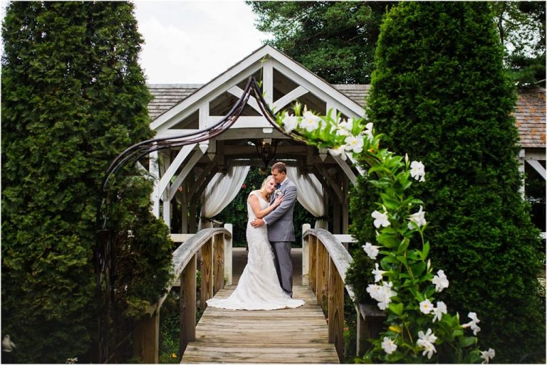 Wedding Photographer captures beautiful image of bride and groom at Abbie Holmes Estate Wedding