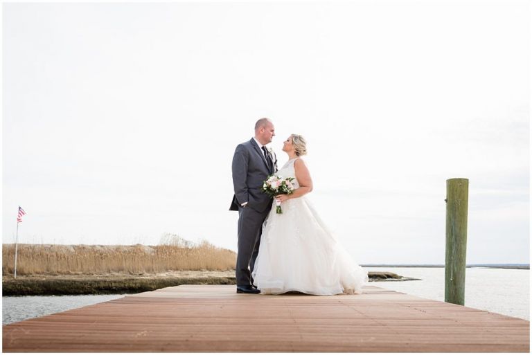 Bride and Groom on the bay photo in NJ