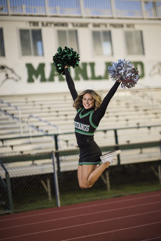senior cheerleader photo