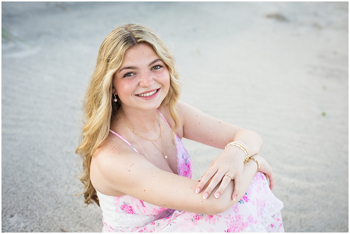 senior portrait close up of girl on the beach in Stone Harbor, NJ